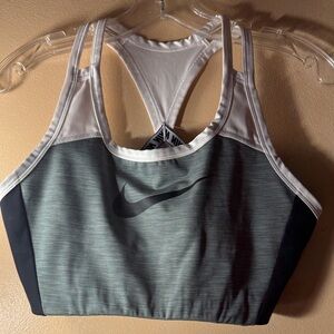 Nike Women's White Gray and Black  Sports Bra EUC